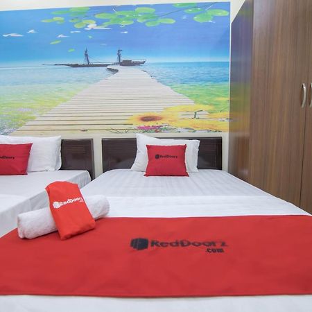 Reddoorz Near Hanoi Railway Station Esterno foto