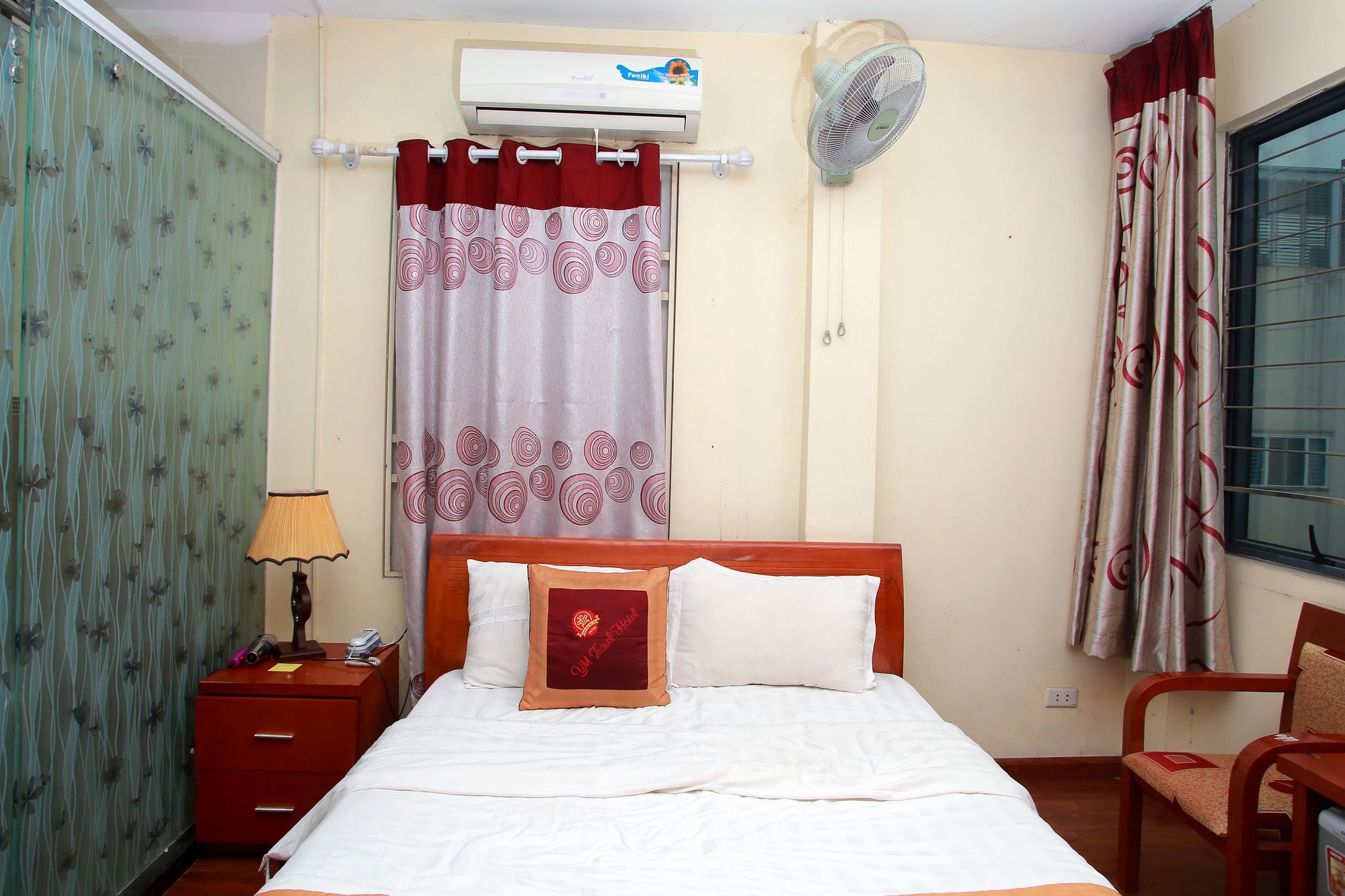 Reddoorz Near Hanoi Railway Station Esterno foto