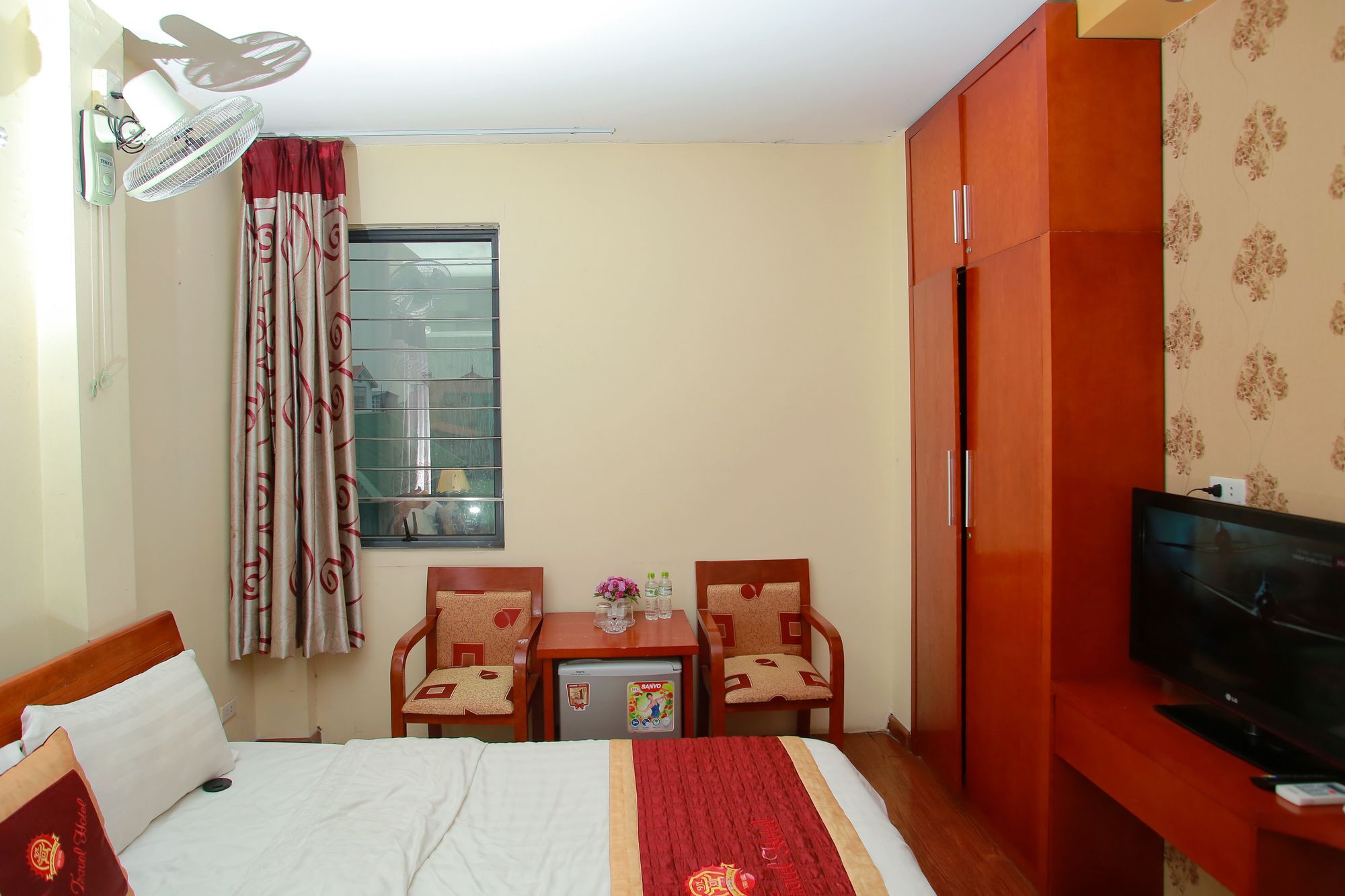 Reddoorz Near Hanoi Railway Station Esterno foto